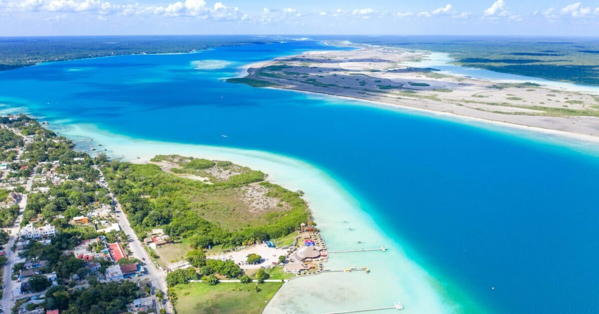 Flying,A,Drone,Over,The,Bacalar,Lagoon Flying,A,Drone,Over,The,Bacalar,Lagoon