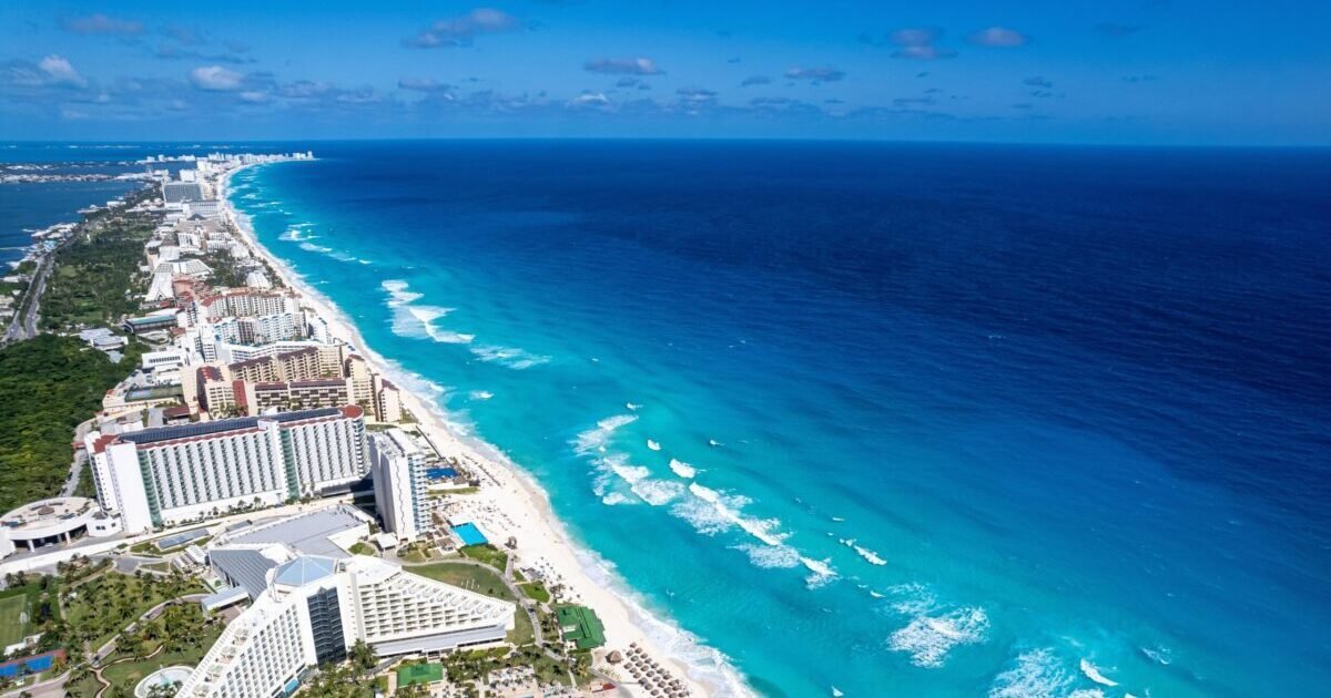 Beautiful,Aerial,Perspective,Of,Cancun’s,Hotel,Zone,As,Seen,From Beautiful,Aerial,Perspective,Of,Cancun's,Hotel,Zone,As,Seen,From